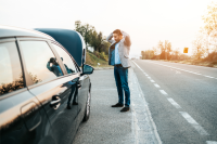 Comment démarrer votre voiture en panne de batterie ET comment éviter la panne ? 