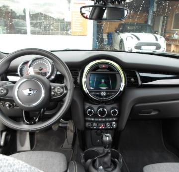 MINI HATCH 3 PORTES F56 LCI Noir