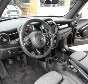 MINI HATCH 3 PORTES F56 LCI Noir