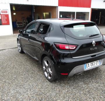 RENAULT CLIO IV Noir